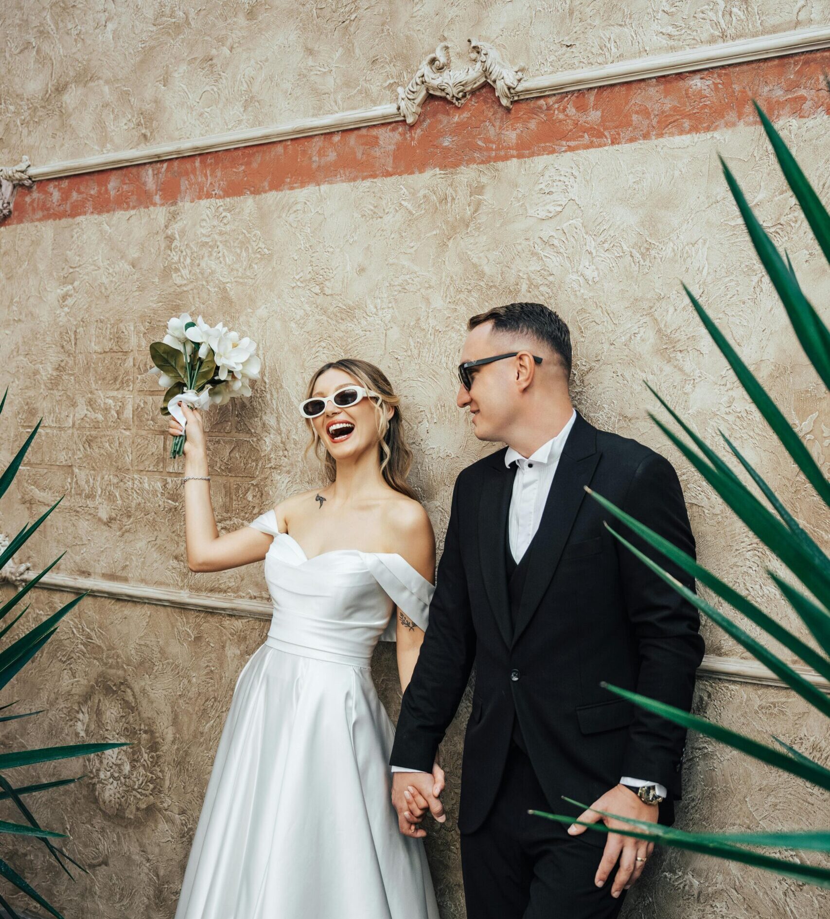 Пара заключившая онлайн брак в Юте ЛИВАМИ LIVAMI online marriage in Utah